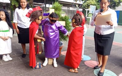 Viacrucis 2025 del Colegio Fátima Santa Tecla