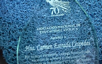 Reconocimiento a su labor educativa