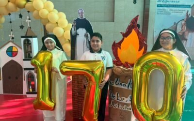 CELEBRANDO LOS 170 AÑOS DE FUNDACIÓN CONGREGACIONAL